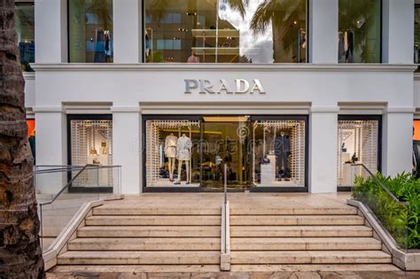 prada store honolulu